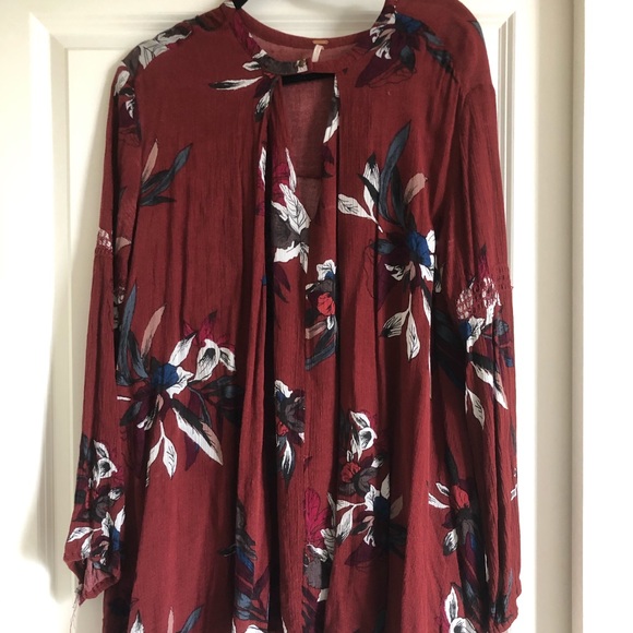 Dress - Picture 1 of 2